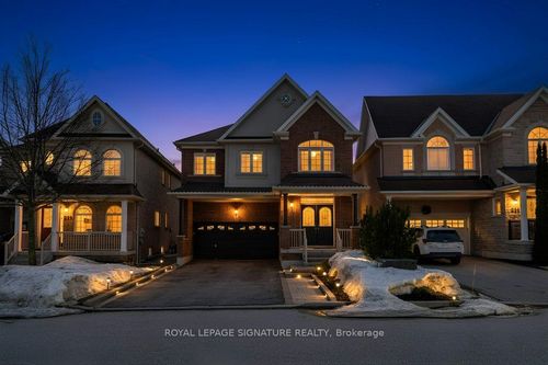 237 Karl Rose Trail, Newmarket, ON, L3X3J2 | Card Image