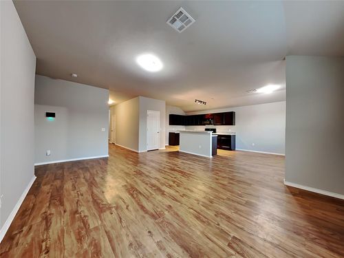 11545 Nw 100th St, Yukon, OK, 73099-7791 | Card Image