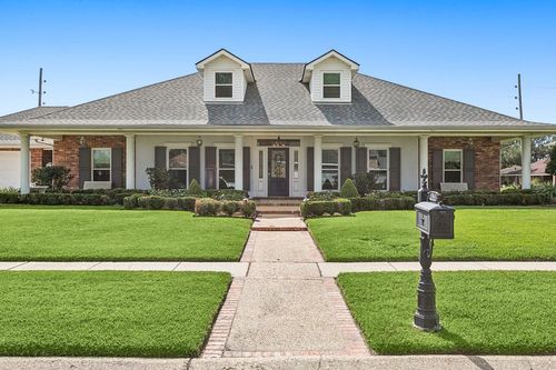 1763 Cabanose Street, Lutcher, LA, 70071 | Card Image