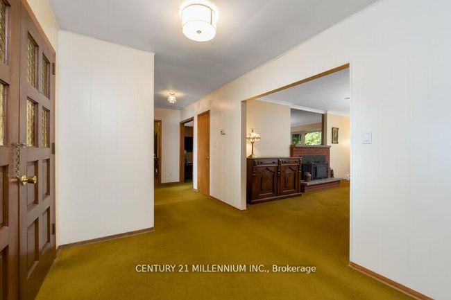 1264 Olde Base Line Rd, House other with 3 bedrooms, 2 bathrooms and 10 parking in Terra Cotta ON | Image 5