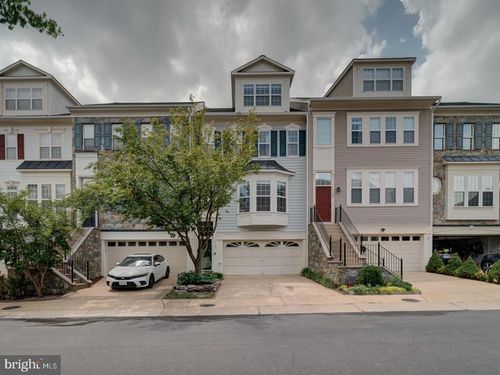 113 Lake Cook Dr, ALEXANDRIA, VA, 22304-6451 | Card Image