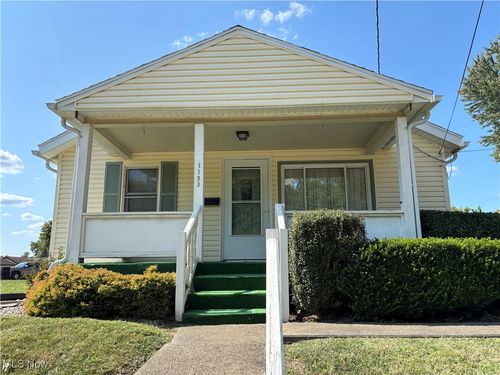 1153 Hall Ave, Zanesville, OH, 43701-3847 | Card Image