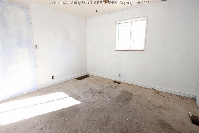 2207 W Virginia Ave, Home with 0 bedrooms, 0 bathrooms and null parking in Dunbar WV | Image 24