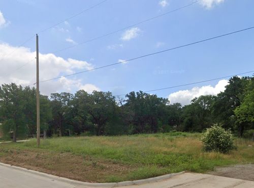 7927 Jacksboro Hwy, Lakeside, TX, 76135-4305 | Card Image