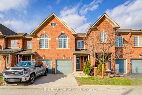 99-6399 Spinnaker Cir, Mississauga, ON, L5W1Z5 | Card Image