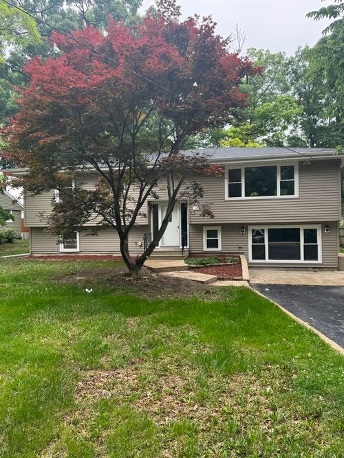105 Channahon St, Shorewood, IL, 60404-9335 | Card Image