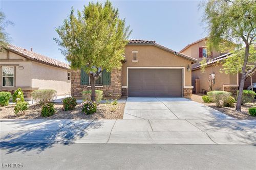 7137 Flowering Rose Ave, Las Vegas, NV, 89117-3119 | Card Image