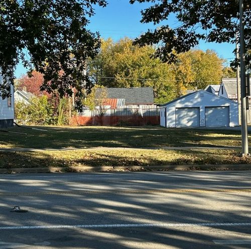 1106 E Main St, Urbana, IL, 61802-2898 | Card Image