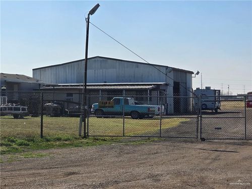 648 E Anderson Rd, Donna, TX, 78537-7173 | Card Image