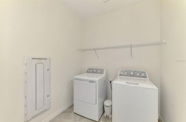 UNIT-203 - 10039 Crooked Creek Dr, Condo with 2 bedrooms, 2 bathrooms and null parking in VENICE FL | Image 37