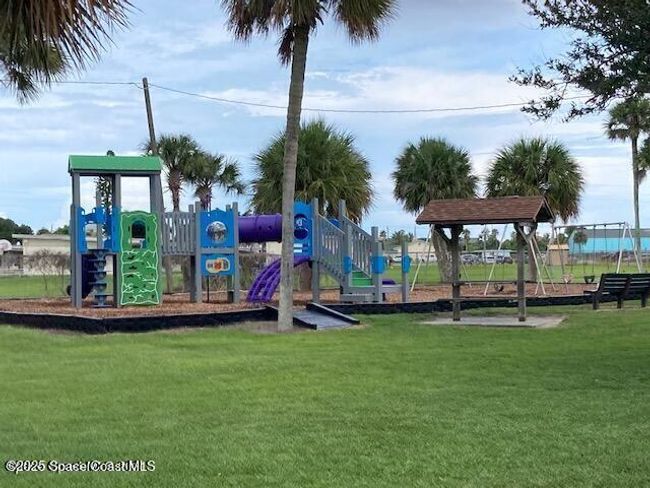 706 - 744 S Orlando Ave, Condo with 2 bedrooms, 2 bathrooms and null parking in Cocoa Beach FL | Image 29