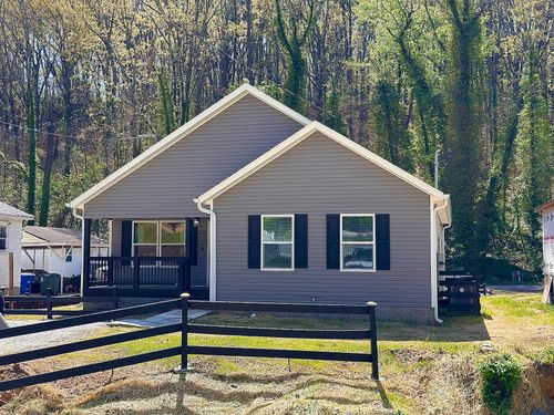 918 Shallowford Rd, Chattanooga, TN, 37411-1535 | Card Image