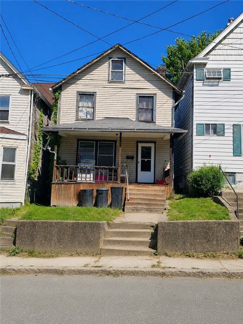 107 Woodland Ave, Washington, PA, 15301-2028 | Card Image