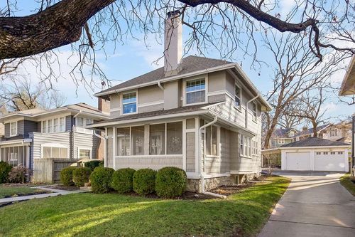 6227 Valley Rd, Kansas City, MO, 64113-1508 | Card Image