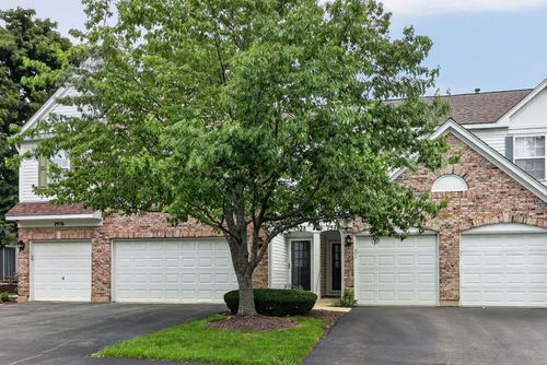 2940 Stonewater Dr, Naperville, IL, 60564-4692 | Card Image