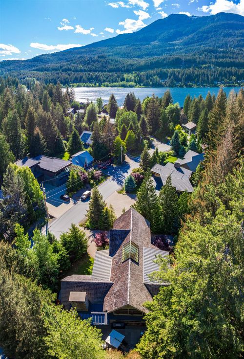 3205 Archibald Way, Whistler, BC, V8E0B8 | Card Image