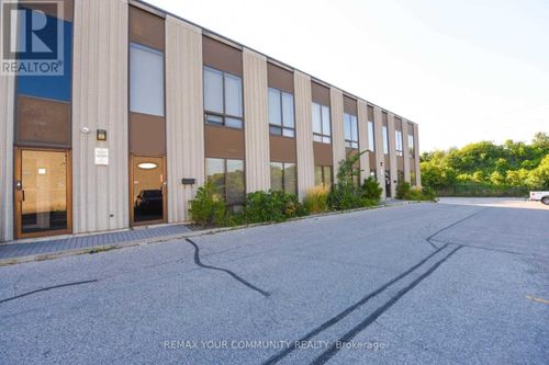 12-100 Hanlan Rd, Woodbridge, ON, L4L4V8 | Card Image