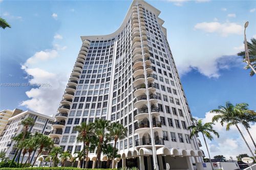 6d-5660 W Collins Avenue, Miami Beach, FL, 33140 | Card Image