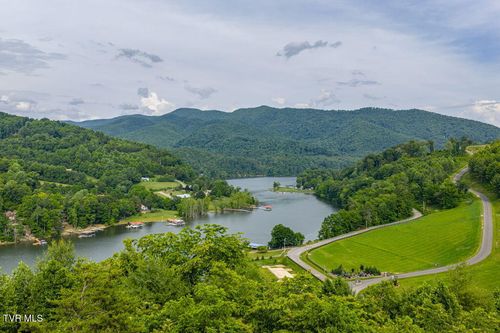 68 Cowan Town Rd, Butler, TN, 37640 | Card Image