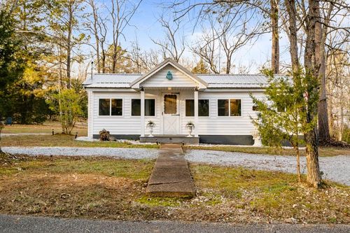 62 Foster Dr, Camden, TN, 38320-7183 | Card Image