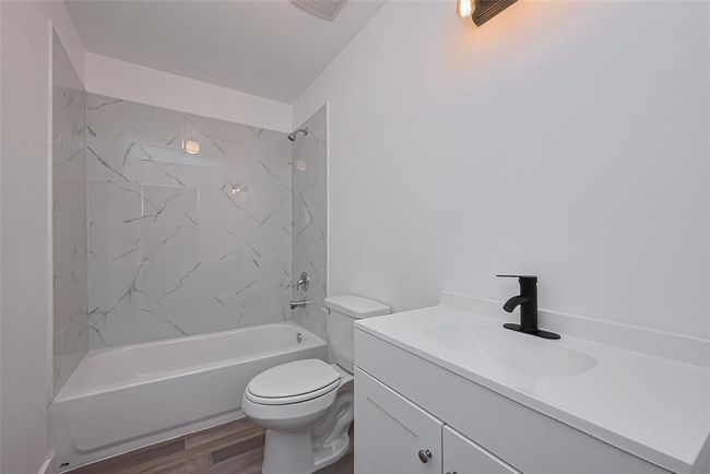 9003 Hilda St, House other with 4 bedrooms, 3 bathrooms and null parking in Houston TX | Image 32