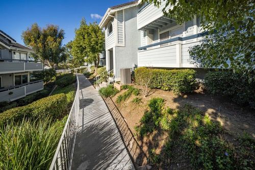 20345 Rue Crevier, Canyon Country, CA, 91351-4857 | Card Image