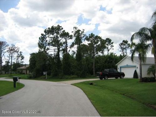 1091 Cordova St Se, Palm Bay, FL, 32909-3881 | Card Image