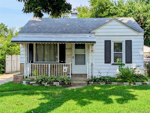 6430 Banner St, Taylor, MI, 48180-1628 | Card Image