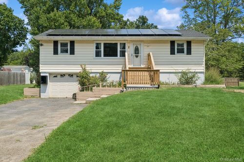 7 Bigert Dr, New Hampton, NY, 10958-4320 | Card Image