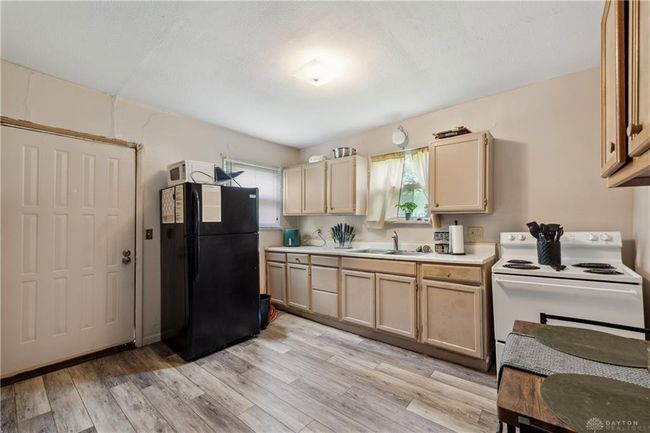 711 E 2 Nd St, House other with 2 bedrooms, 1 bathrooms and null parking in Xenia OH | Image 8