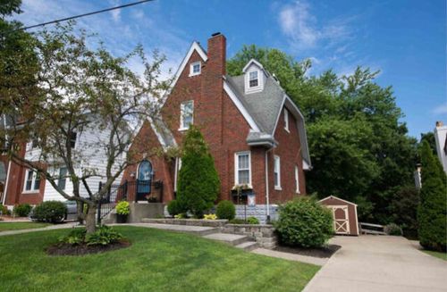 7 Charmaine Cir, Fort Mitchell, KY, 41017-2914 | Card Image