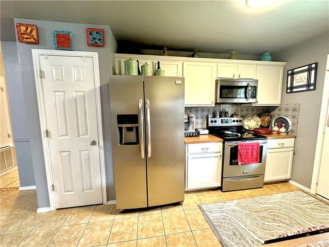 Unit B | Image 8
