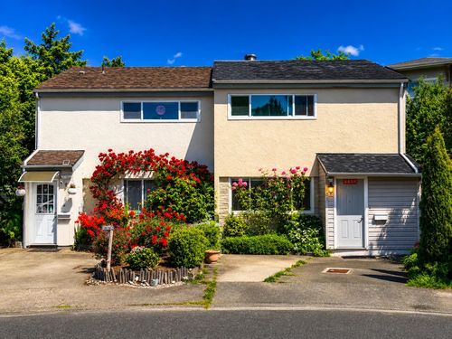 7031 Lindsay Rd, Richmond, BC, V7C2P5 | Card Image