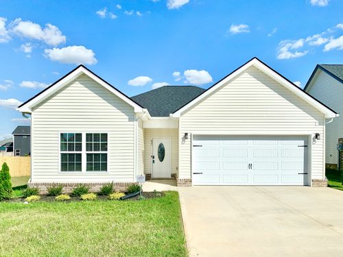 421 Ayden Ln, Clarksville, TN, 37042-2888 | Card Image