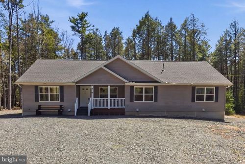 506 Sir Jeoffrey Court, Blakeslee, PA, 18610 | Card Image