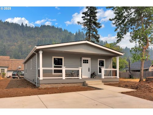 48113 Commercial St, Oakridge, OR, 97463-9300 | Card Image