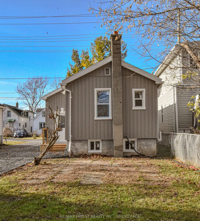 623 Macdonnell St, House other with 3 bedrooms, 1 bathrooms and 3 parking in Kingston ON | Image 37