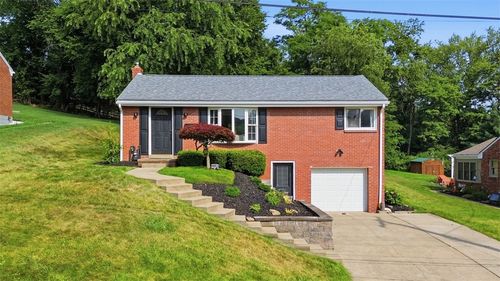2228 Superior St., Bethel Park, PA, 15102 | Card Image
