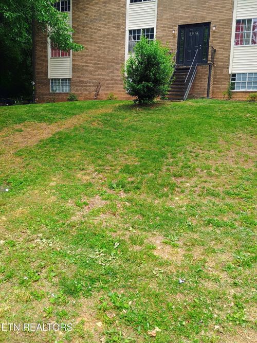 5-5816 Sanford Rd, Knoxville, TN, 37912-2130 | Card Image