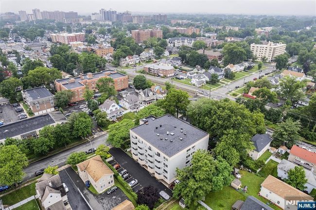 50 Euclid Ave, Condo with 1 bedrooms, 1 bathrooms and null parking in Hackensack NJ | Image 11