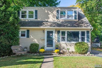 12 Central Avenue, House other with 3 bedrooms, 1 bathrooms and null parking in Pompton Lakes NJ | Image 1