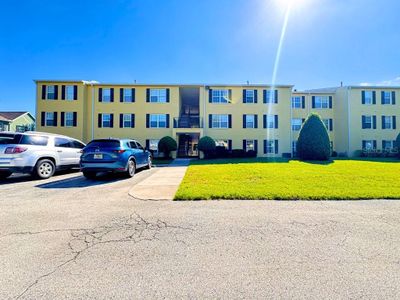 V - 2019 Dixie Belle Drive, Condo with 2 bedrooms, 2 bathrooms and null parking in Orlando FL | Image 2