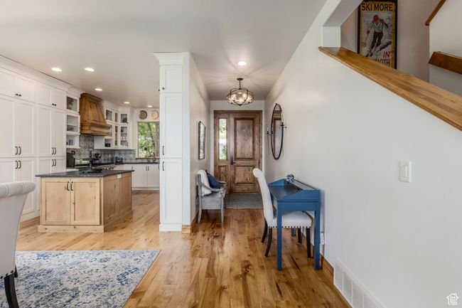 1085 Links Dr, House other with 6 bedrooms, 6 bathrooms and 2 parking in Midway UT | Image 6