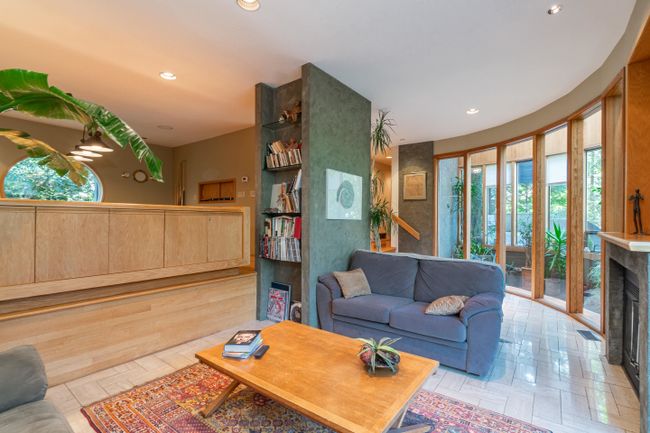 5703 Westport Wynd, House other with 4 bedrooms, 3 bathrooms and 4 parking in West Vancouver BC | Image 2