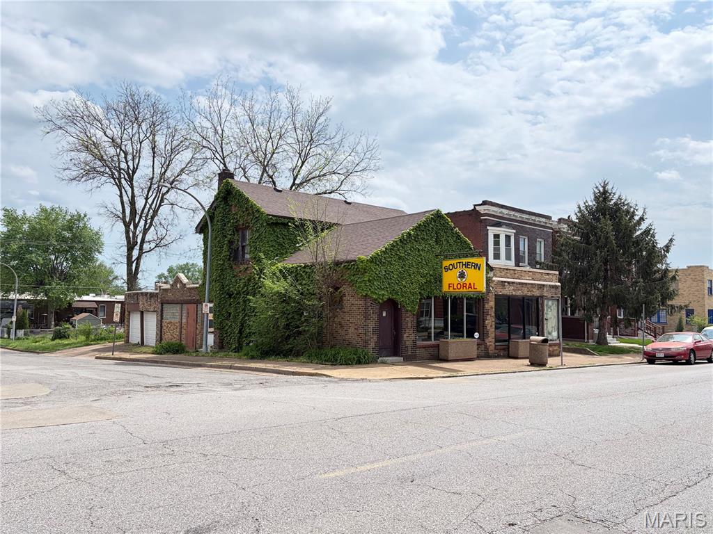7400 Michigan Ave, Saint Louis, MO 63111-2821