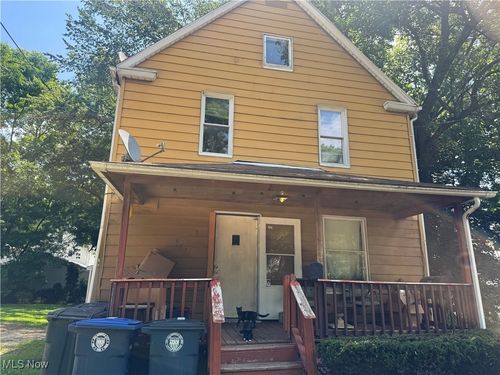1021 La Croix Ave, Akron, OH, 44307-1628 | Card Image