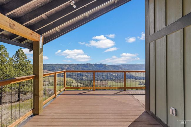 520 Valley View Dr, House other with 5 bedrooms, 4 bathrooms and null parking in Lenore ID | Image 10