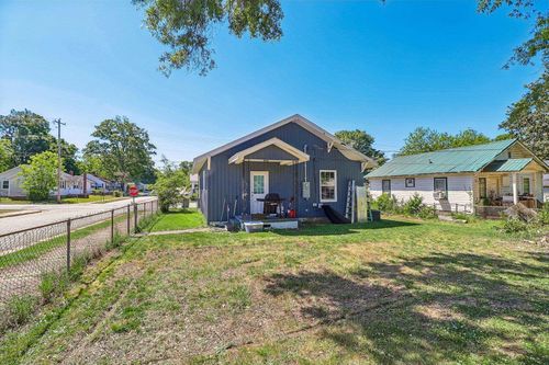 200 Jefferson St, Clinton, SC, 29325-1949 | Card Image