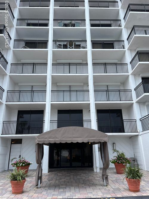 1010-2100 N Atlantic Ave, Cocoa Beach, FL, 32931-3324 | Card Image