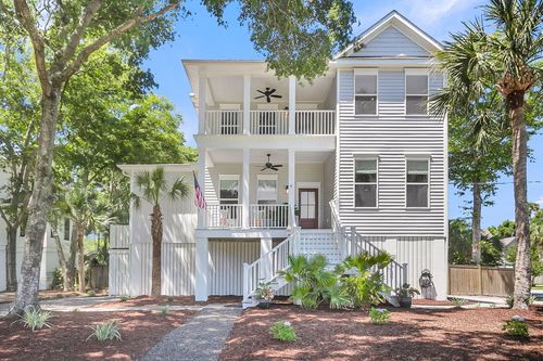 4 Lauden Blvd, Isle of Palms, SC, 29451-2400 | Card Image